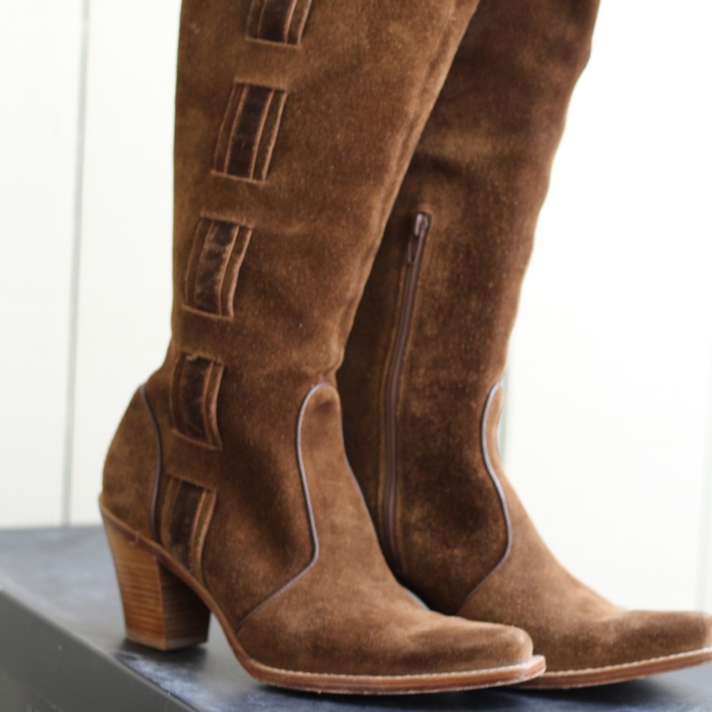 Via Spiga Brown Suede Cowboy Boots